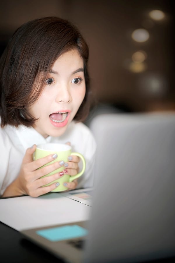 Hãy chúc mừng sinh nhật khách hàng mỗi năm