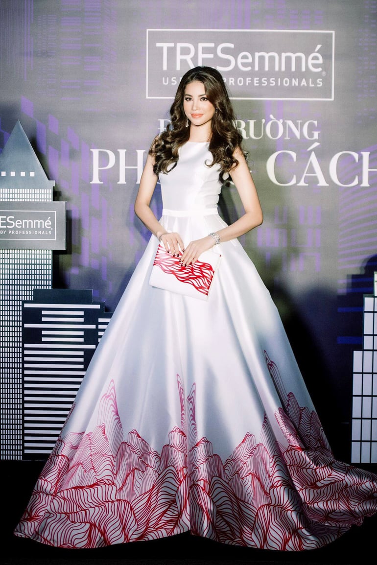 Ponagar chuoi thoi trang ve tay doc dao