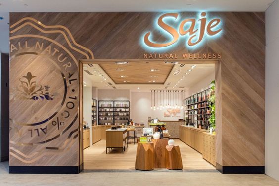 thiết kế bảng hiệu shop mỹ phẩm đẹp