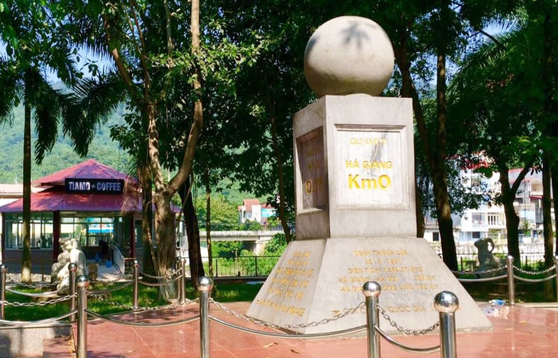 Tiamo Coffee-nam-ngay-km0-ha-giang
