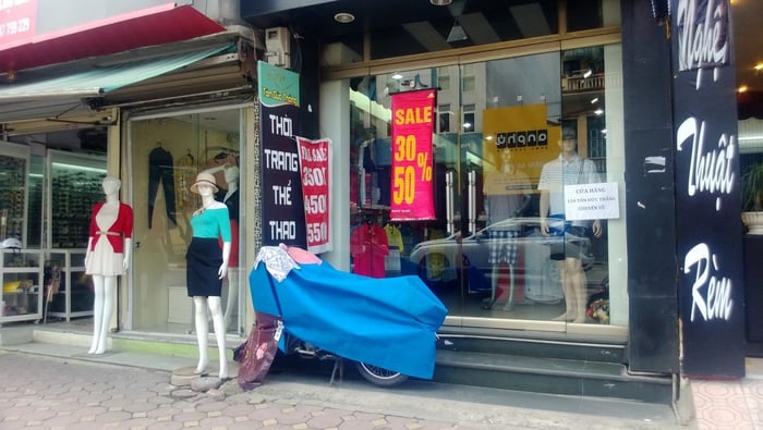 Shop ế khách nghiêm trọng