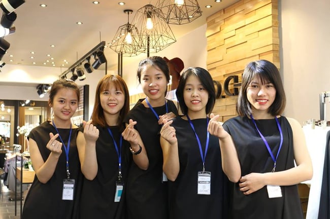 Tuyển dụng nhân viên bán hàng thời trang như thế nào cho hiệu quả?