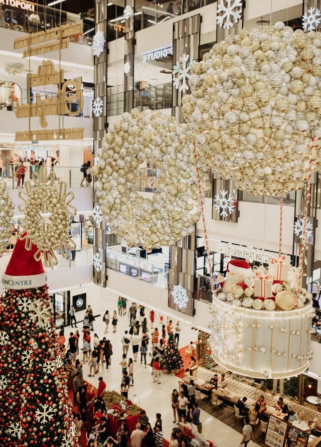 Hãy đến ngay trung tâm thương mại Takashimaya để chụp hình đúng chuẩn giáng sinh!