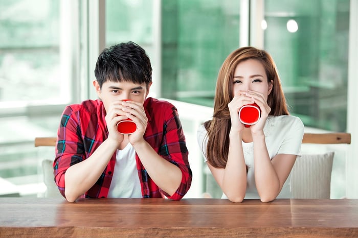 Điều gì giúp cửa hàng cafe giữ chân khách hàng thành công?