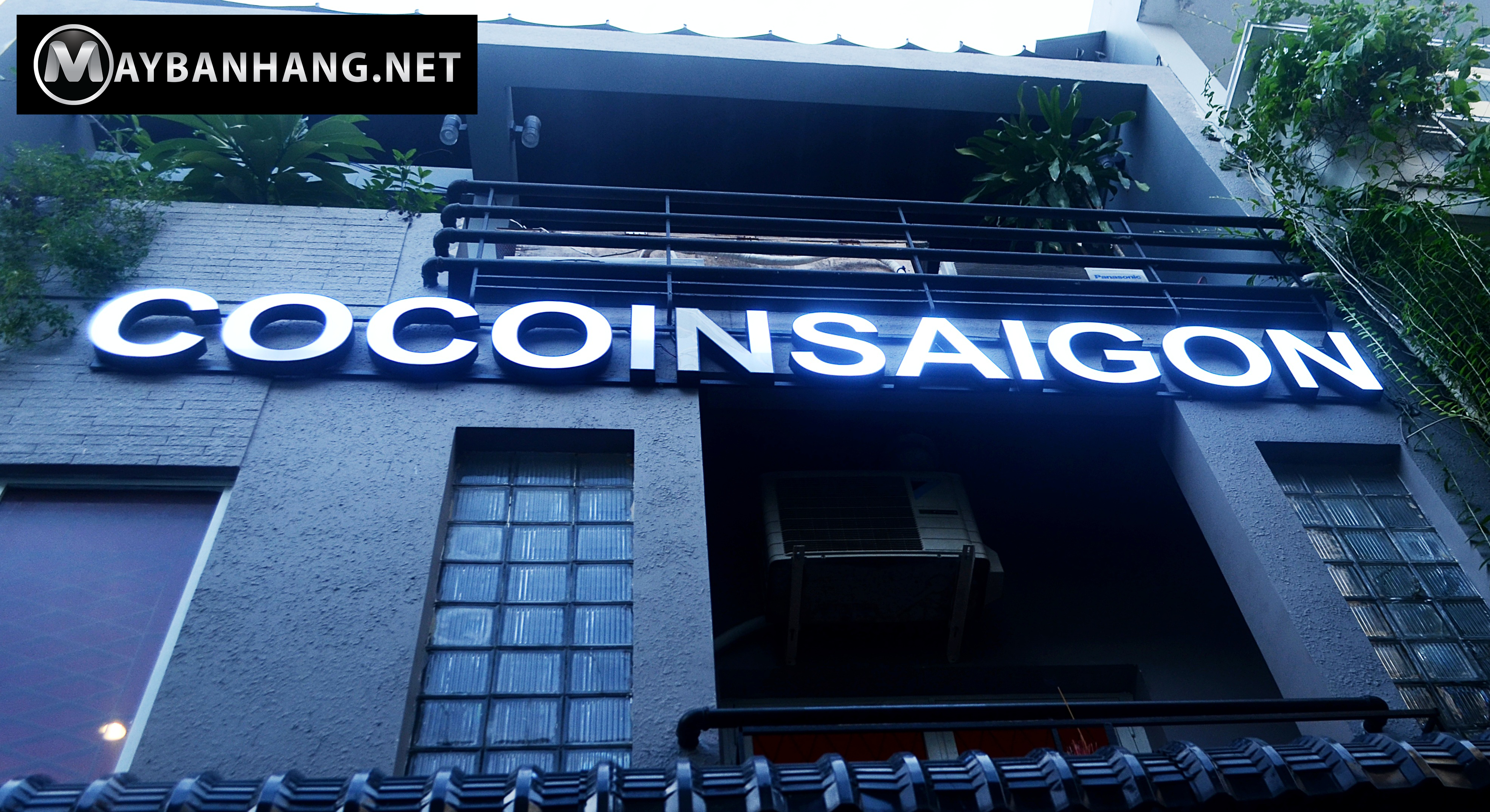 Bảng hiệu cocoinsaigon