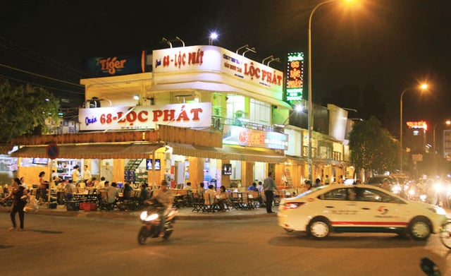 kinh doanh quán nhậu ở ngã tư
