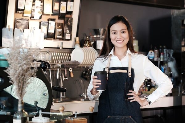 Nhân viên tốt là chìa khoá thành công cho quán cafe