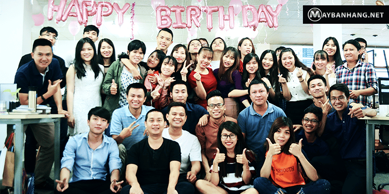 Nhan-vien-cham-soc-khach-hang