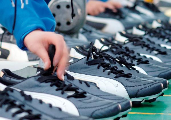 các nguồn hàng lấy giấy dép chất lượng