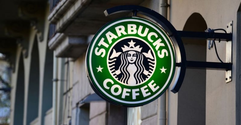Thương hiệu cafe đình đám starbucks trượt dài vì kinh doanh sa sút