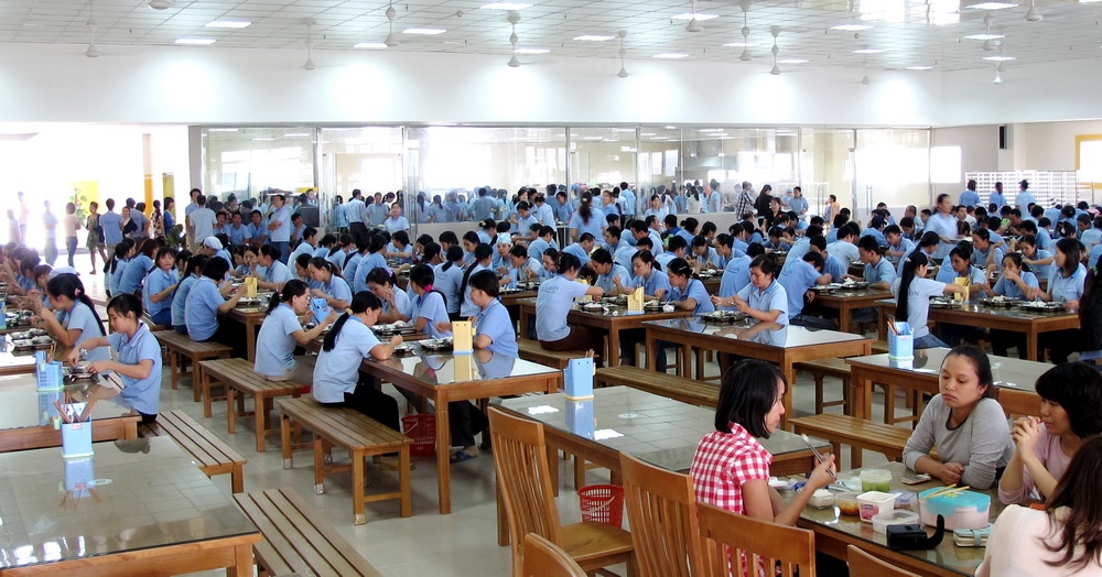 bi quyet tang toc do phuc vu cua can tin dong khach