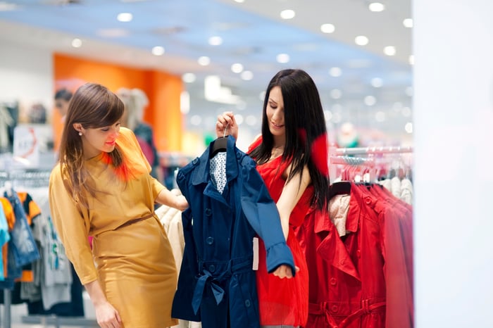 Tư vấn bán hàng sao cho khéo léo