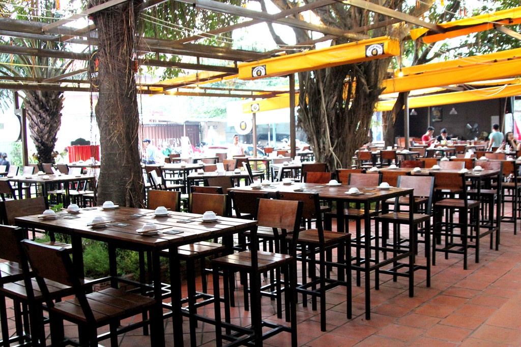 Sắp xếp bàn ghế quán ăn, quán nhậu sao cho hợp lý