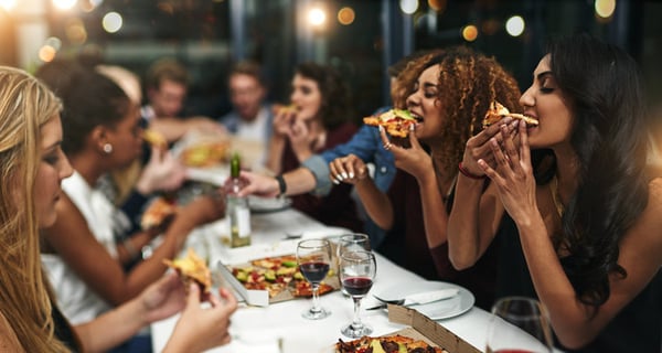 hãy quan tâm tới tất cả khách hàng mà bạn có
